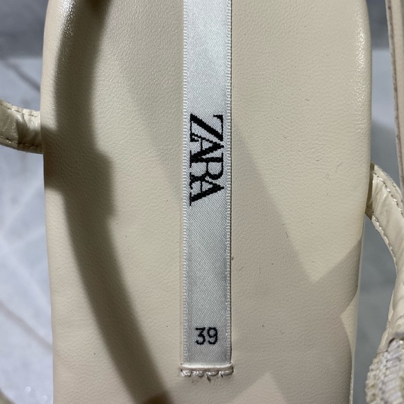 NWT Zara cream strappy 2 1/4 platform sandal size 39 - Picture 5 of 9